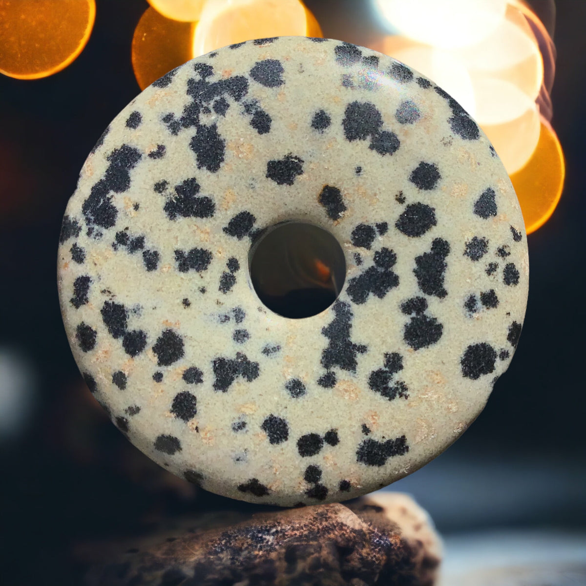 Premium Edelstein-Donut Dalmatiner Jaspis top Qualität optional als Kette mit versilberter oder vergoldeter Spirale und Wildlederband