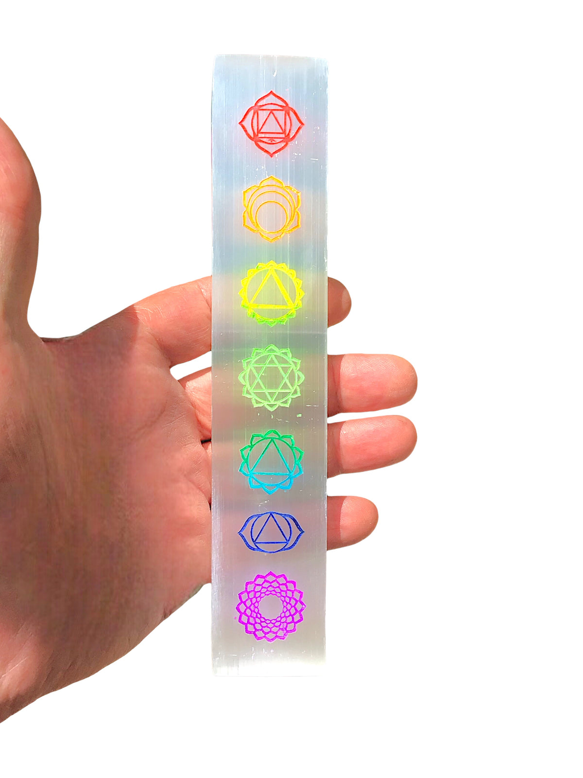 Steinfixx® Echte Selenit Ladeplatte | Lineal mit schönen gravierten bunten Chakra Symbolen | 20 cm | Ideal zum Aufladen Ihrer Edelsteine | Dekoration | incl. Acrylständer