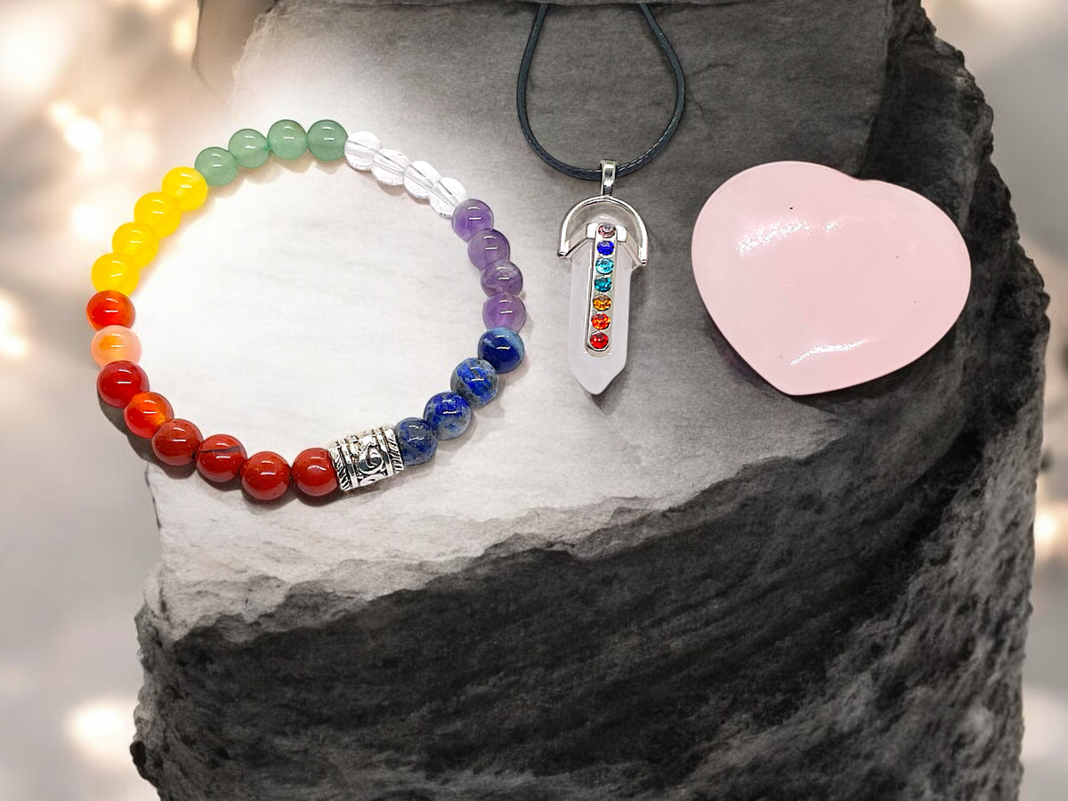 Chakra Edelstein Set Selbstheilung - 11 teilig mit Halskette, Handmade Perlen Armband und Herz in Geschenkbox - mit 14 seitigem liebevoll gestaltetem Ebook als Anleitung