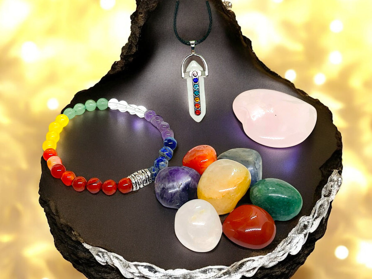 Chakra Edelstein Set Selbstheilung - 11 teilig mit Halskette, Handmade Perlen Armband und Herz in Geschenkbox - mit 14 seitigem liebevoll gestaltetem Ebook als Anleitung
