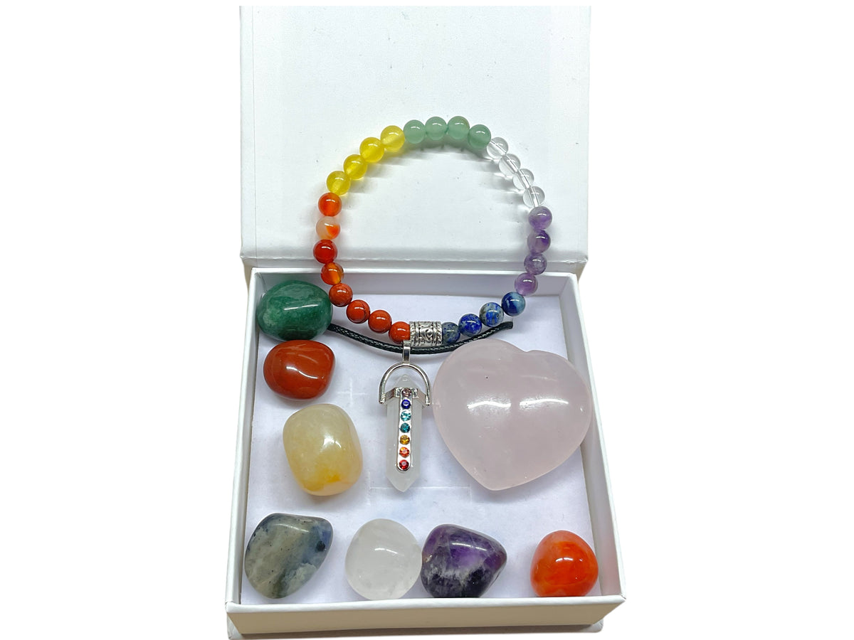 Chakra Edelstein Set Selbstheilung - 11 teilig mit Halskette, Handmade Perlen Armband und Herz in Geschenkbox - mit 14 seitigem liebevoll gestaltetem Ebook als Anleitung