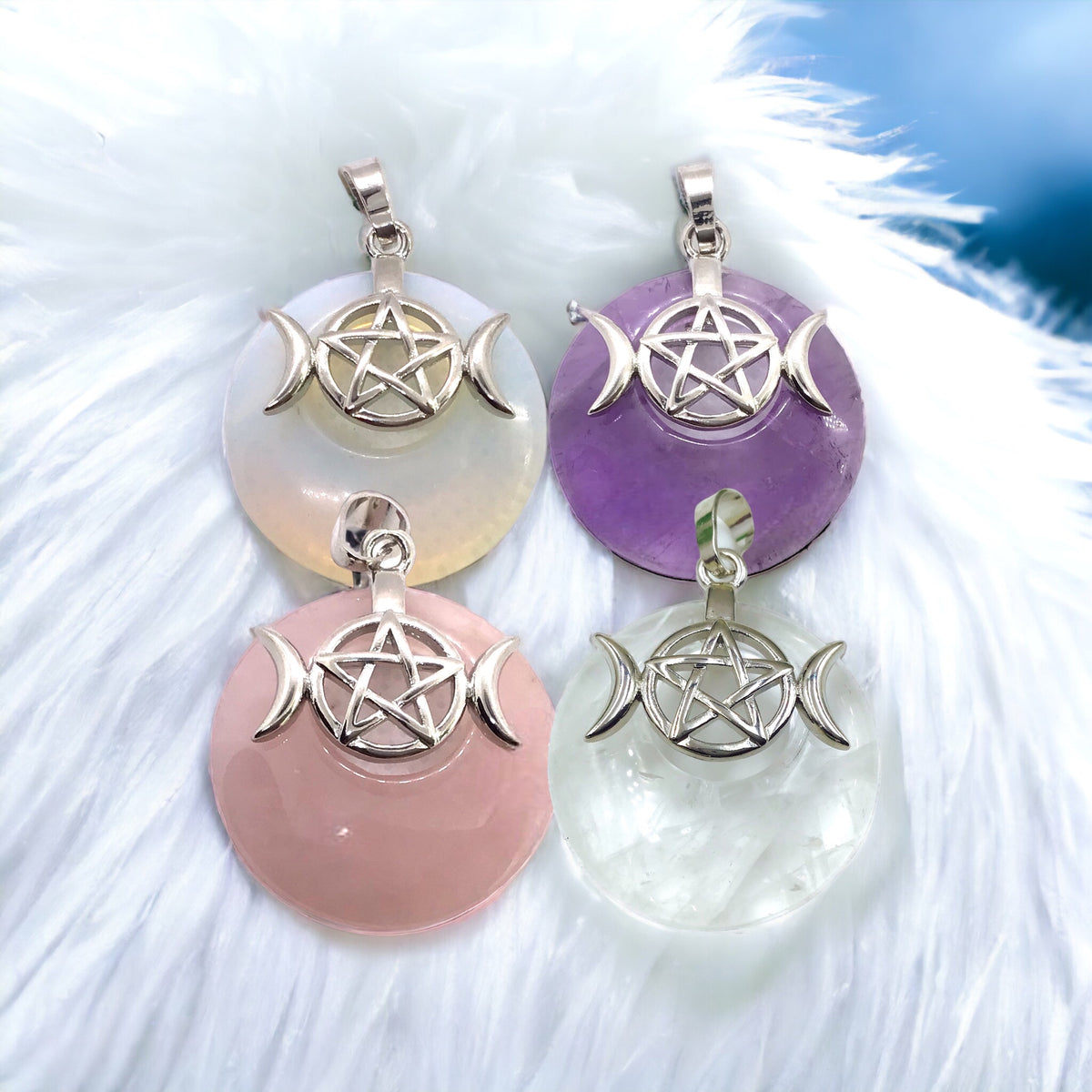 Steinfixx® -  Bergkristall Donut mit machtvoller Verzierung - dreifacher Mond und Pentagramm | Wicca | Urkraft | Licht | starkes Schutzsymbol