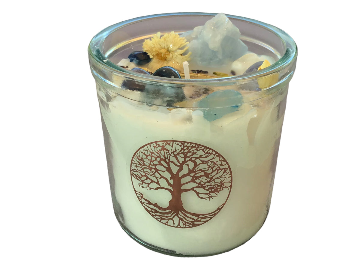 Große Edelsteinkerze "Erneuerung" im Glas mit Anleitung | Duftkerze | Ritualkerze | Kristallkerze mit Blüten | Calcit blau, Aventurin blau, Achat blau, Bergkristall | Waldduft