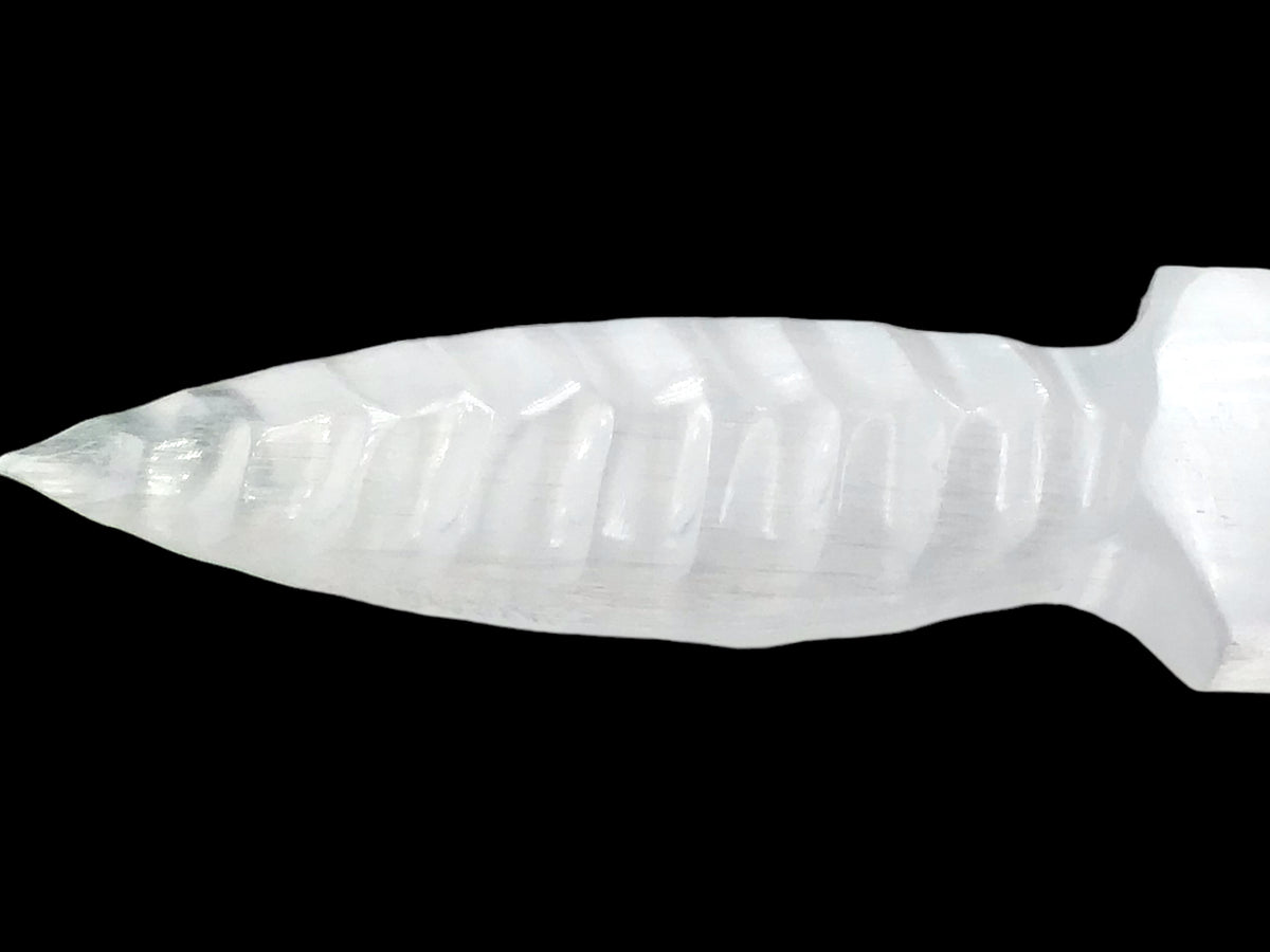 Selenit Ritualdolch in Spiralform - Ritualmesser -Lichtbringer - 25x5x2cm - ca. 240gr. für Wicca und Pagan, Rituale und Zeremonien I Marokko