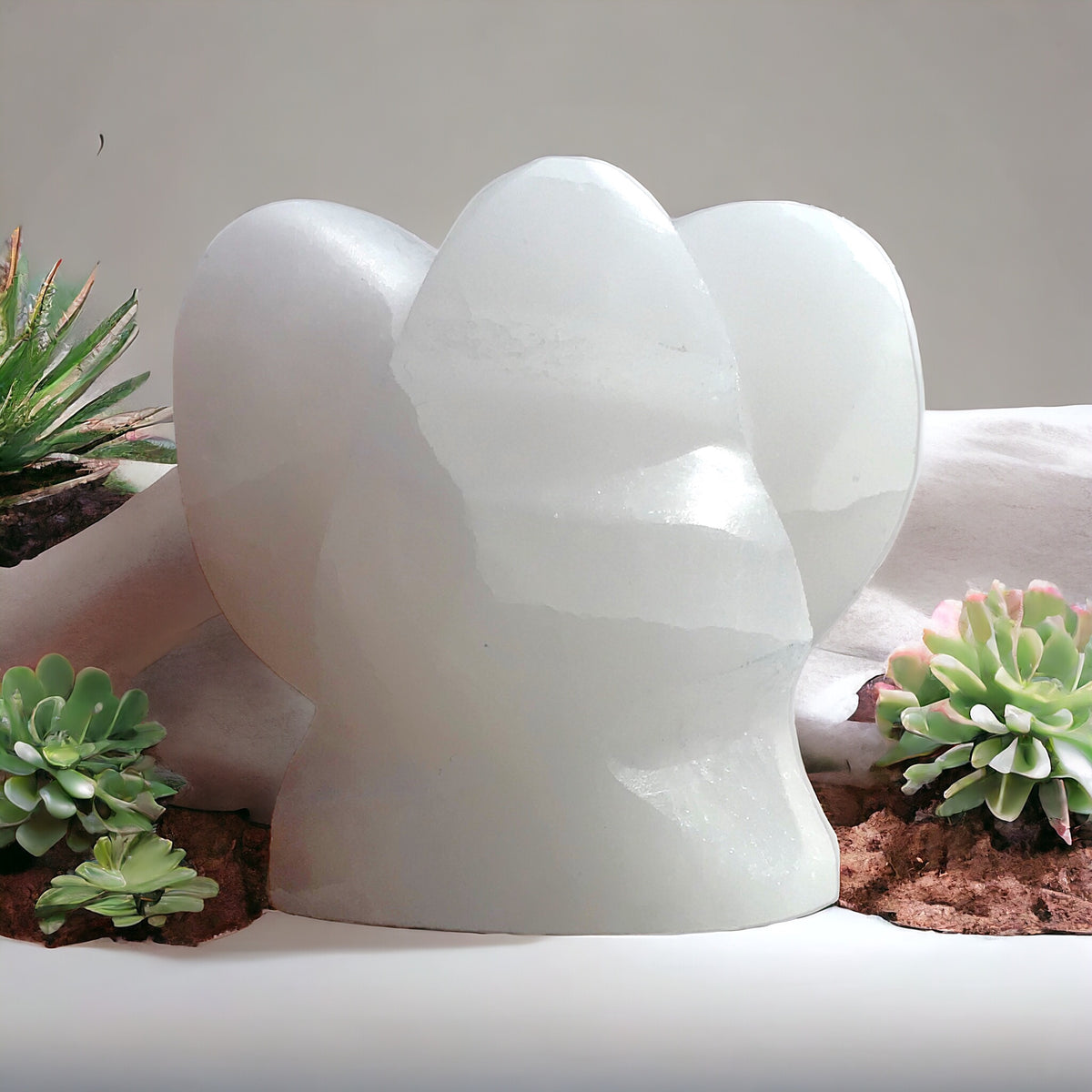 Selenit Engel I Schutzengel | Skulptur | 70x70x50 mm I Dekoration I gegen negative Energien I Ladestein I Lichtbringer I ca. 290 gr. I Marokko