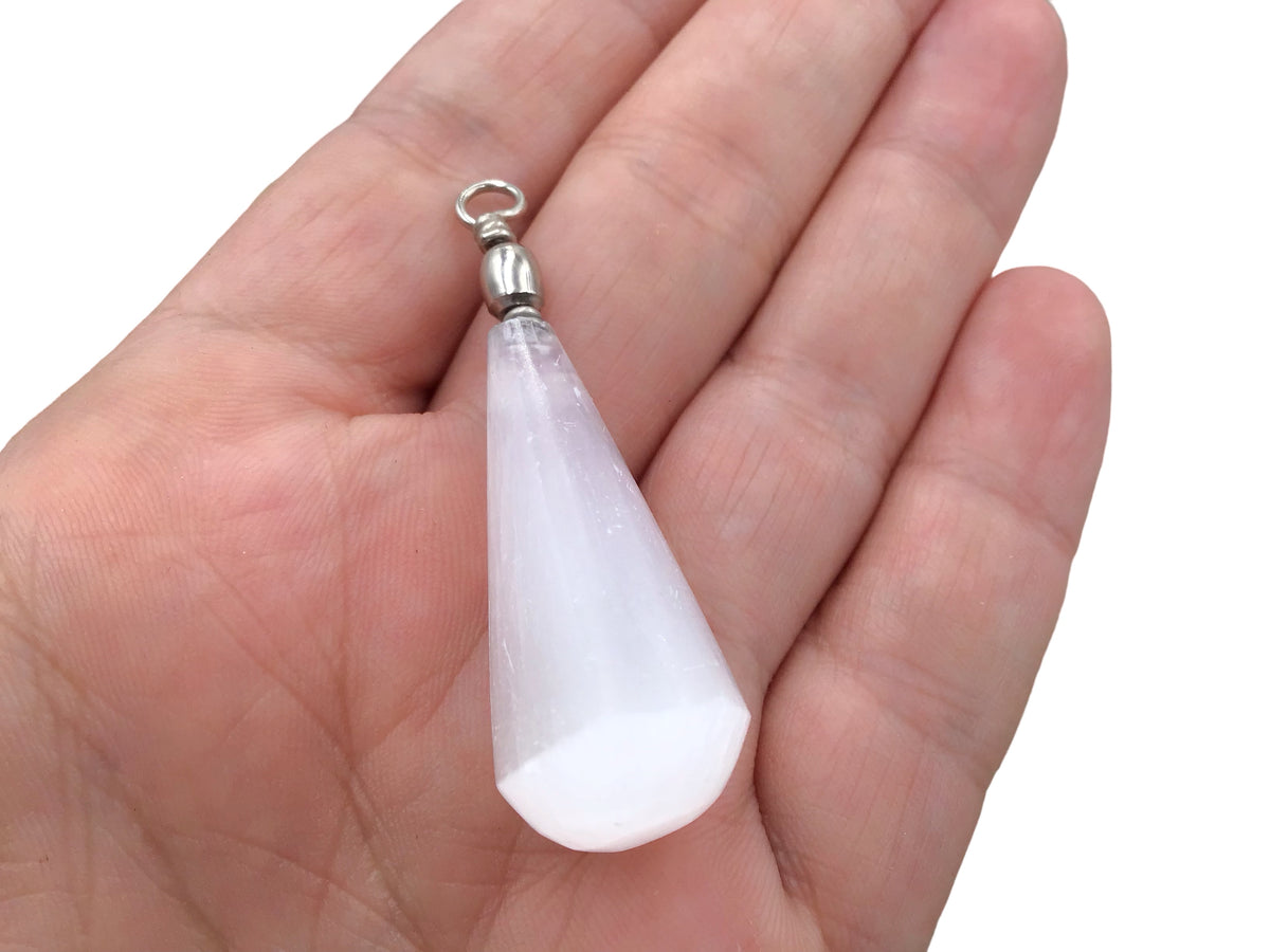 Selenit Tropfen Anhänger in bauchiger Form | ca. 45x20x10 mm | Top 1A-Qualität | Ihren Lichtbringer immer dabei I Marokko