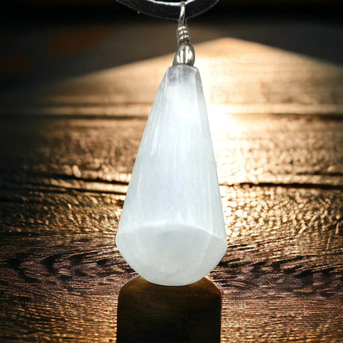 Selenit Tropfen Anhänger in bauchiger Form | ca. 45x20x10 mm | Top 1A-Qualität | Ihren Lichtbringer immer dabei I Marokko