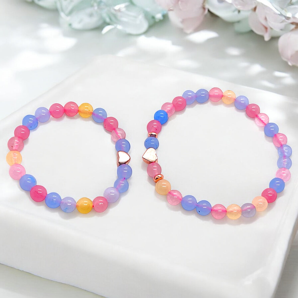 Perlenarmband Set aus Morganit für Mama und Tochter mit 14 k rosèvergoldeten Elementen - Edelsteinarmbänder - Handmade - inclusive Geschenksbox -Symbol der Liebe