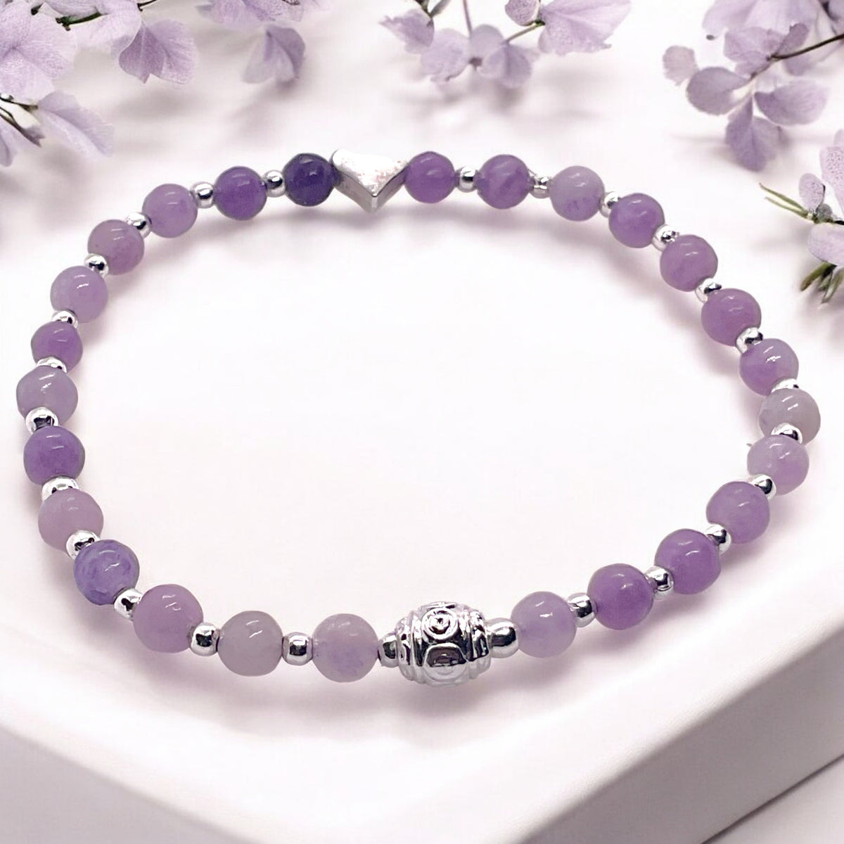 Steinfixx® Lepidolith  Edelstein Perlen Armband  - mit 925 versilberten Perlen und versilbertem Herzchen in Steinfixx Geschenkbox - Handmade