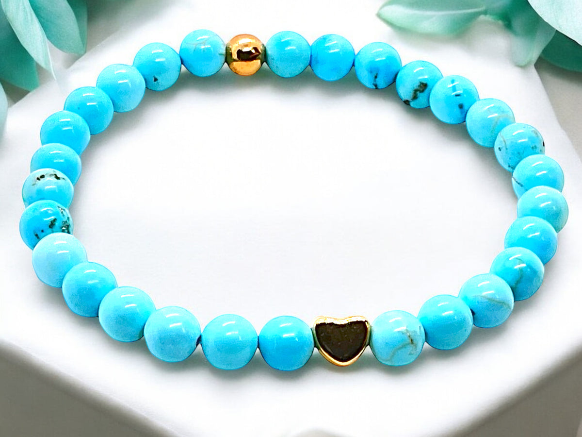 Handgefertigtes Türkis Perlenarmband  - Hochwertiges Edelsteinarmband mit 18k vergoldeten Elementen - in Geschenkbox