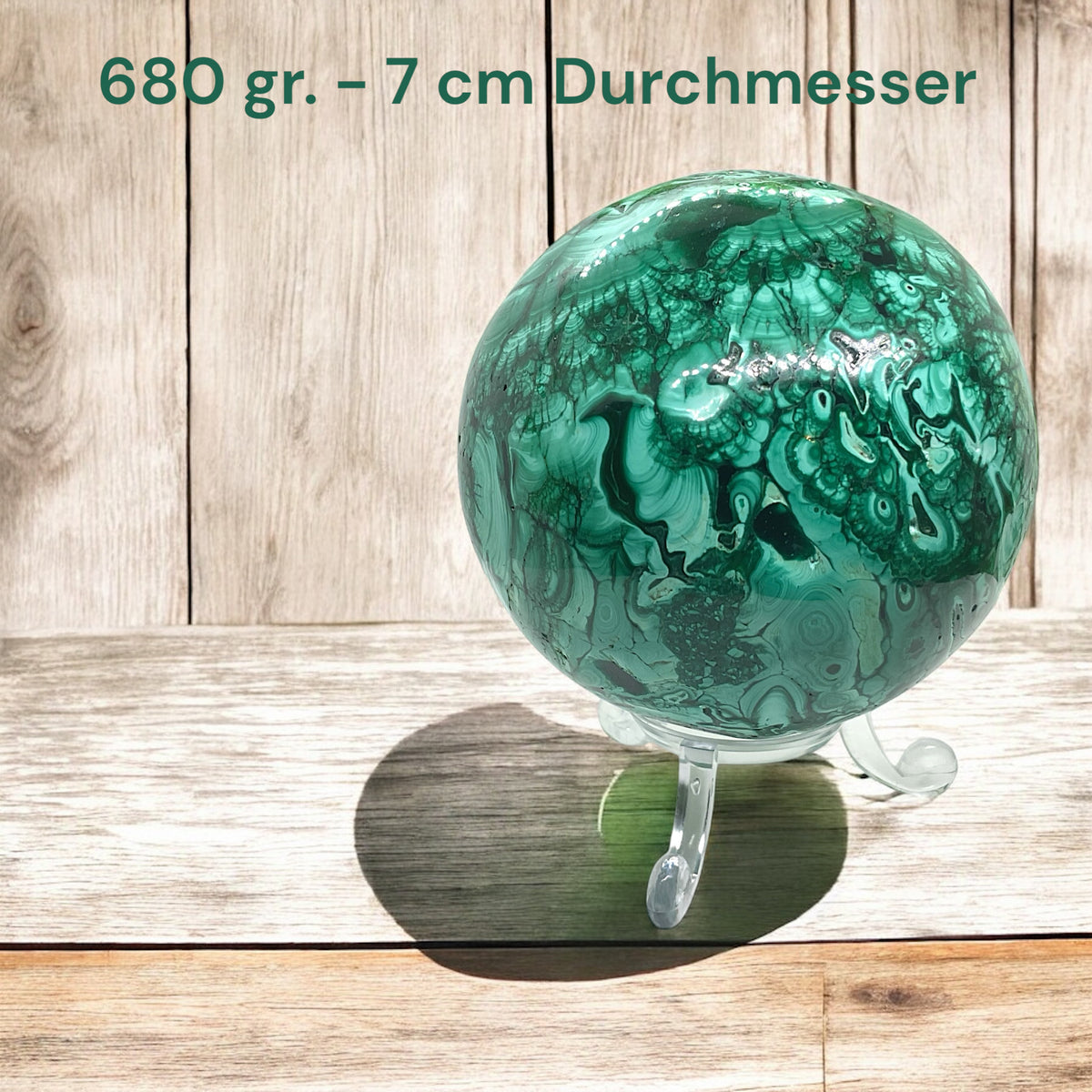 Malachit Kugel aus dem Kongo – 680 g – Ø 7 cm – natürliche Bänderung – mit Acrylständer – Sammlerstück – Unikat S3018