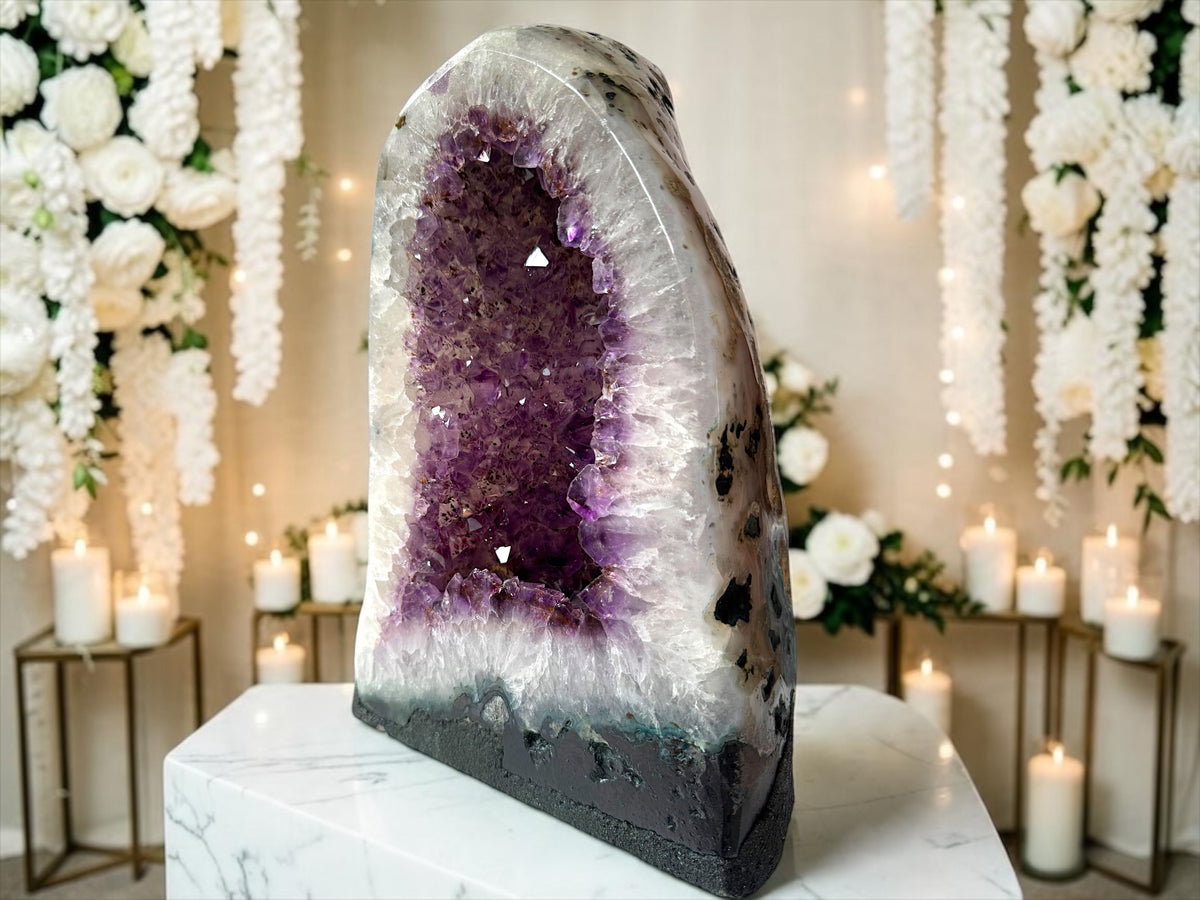 Amethystdruse XXL aus Brasilien – Unikat Masterpiece 1477 – 10,75 kg Naturstein in AAA-Qualität – Rundum poliert – Exklusives Sammlerstück – 33 cm Höhe