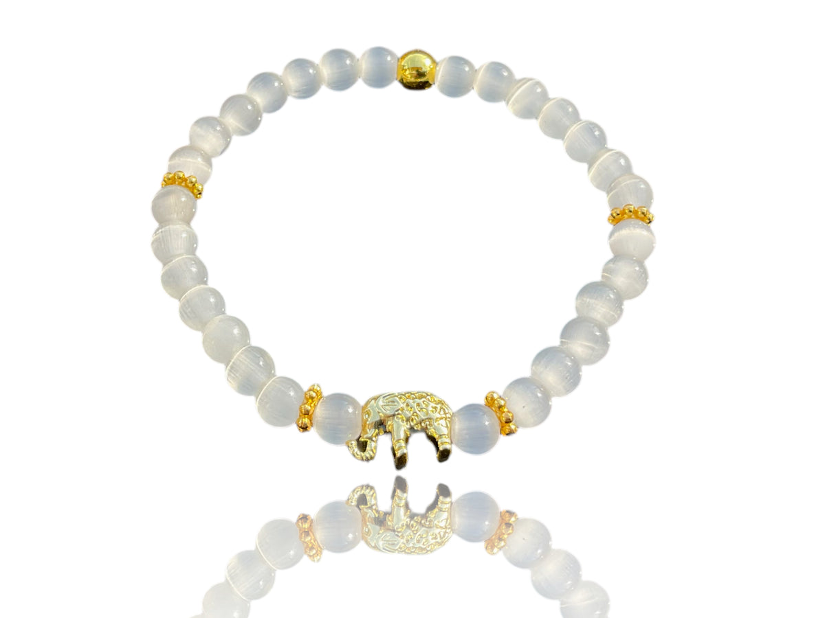 Selenit Edelstein Perlenarmband "Elefant" 6 mm mit 14k vergoldeter Edelstahlperle - Reichtum Erfolg und Glück - Handmade - inclusive edler Geschenkbox -