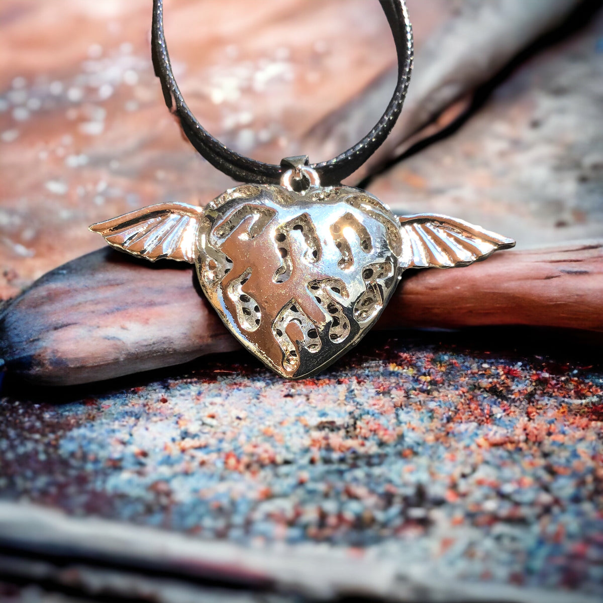 Edelstahlherz Kette Anhänger mit Flügeln - rhodiniert -  "I love Music" - zwei Motive  - Lederband SALE