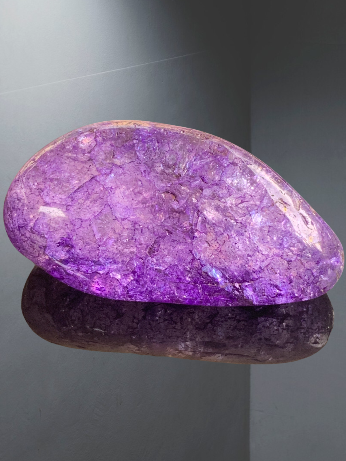 Magic Stone ** umwerfendes Farbspiel ** geeister, gefärbter Bergkristall I Brasilien