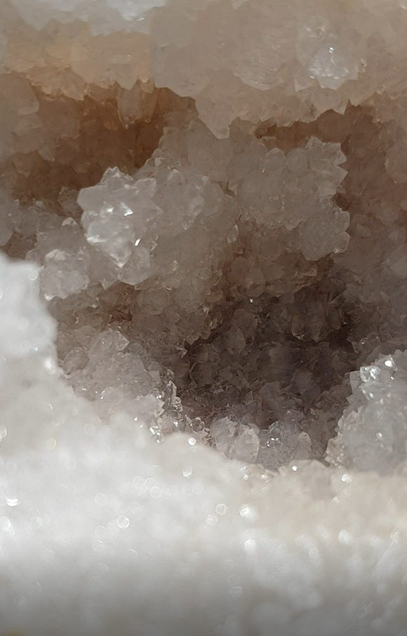 TITAN Kristall Geode geschlossen Partyspass Ø ca. 17 cm Break your own