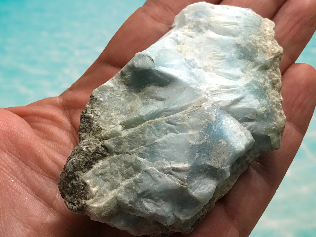 Prächtiger und sehr seltener Larimar Rohstein I Unikat-Masterpiece 1446 I Sammlerstück I  75x50x45mm I 104gr. I Dominikanische Republik