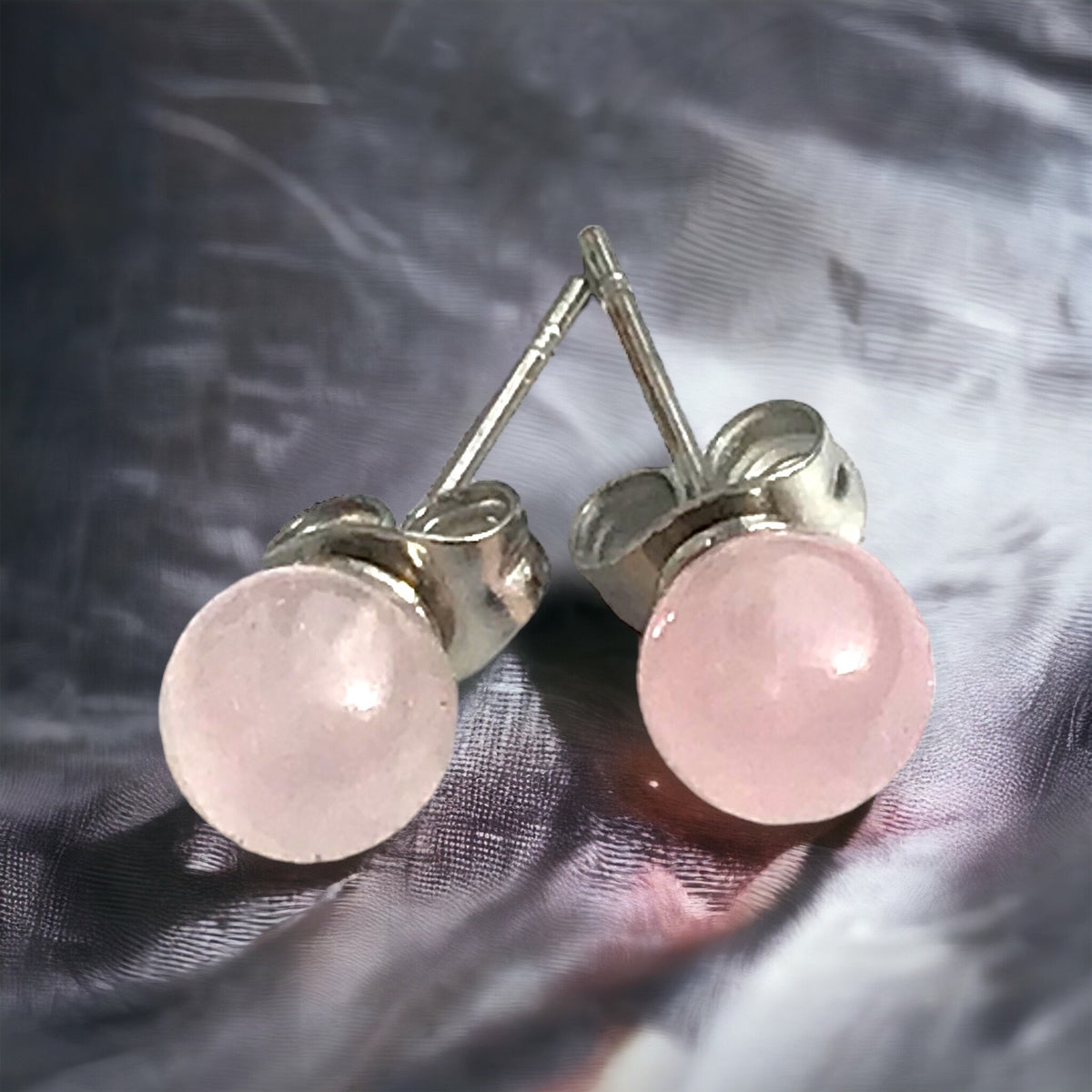 Edelstein Ohrstecker mit 6 mm Perlen – 13 verschiedene Edelsteine – versilbert – inkl. Samtsäckchen – Geschenkidee